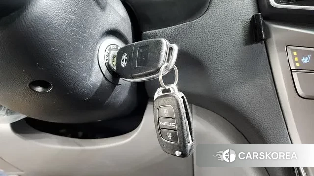 Hyundai The New Grand Starex id 2990216 из Кореи 9