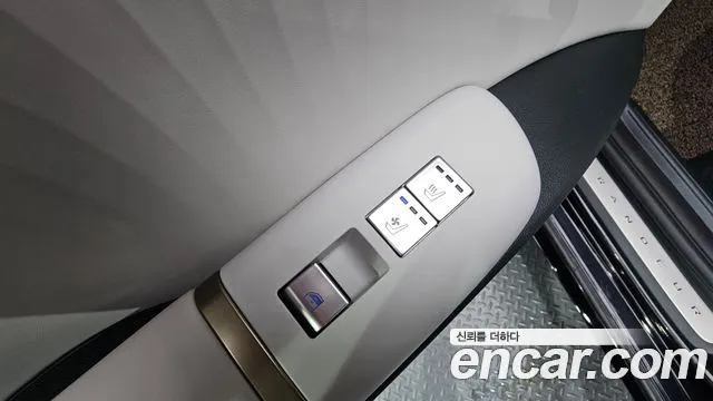 Hyundai Grandeur (GN7) id 2736275 из Кореи 9