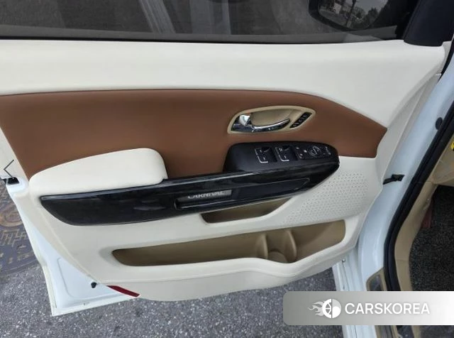 Kia The New Carnival id 4410910 из Кореи 9