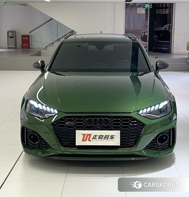 Audi RS 4 id 4222033 из Китая 9
