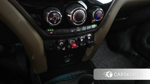Mini Cooper D Countryman id 4483389 из Кореи 9