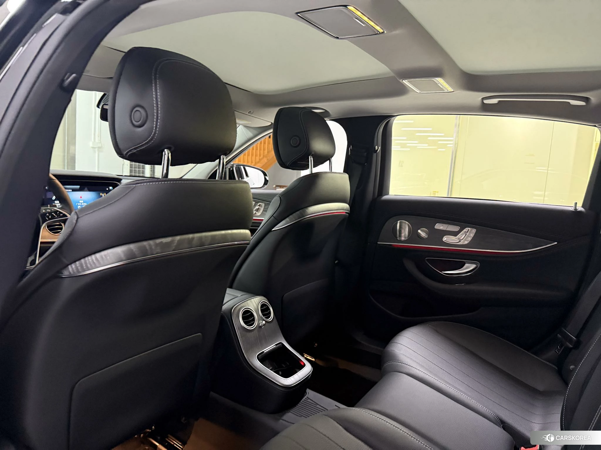 Mercedes-Benz E-class id 4468018 из Китая 9