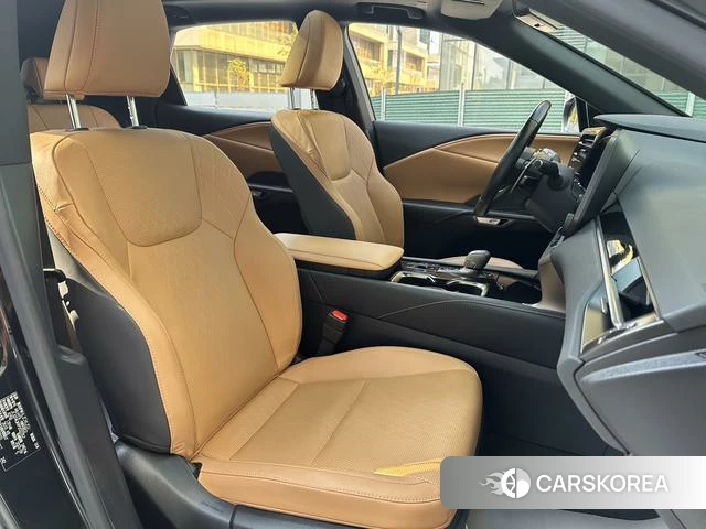 Lexus RX id 4368404 из Китая 9