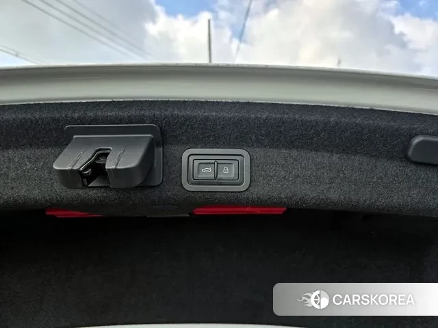 Audi A6 (C8) id 3059850 из Кореи 9