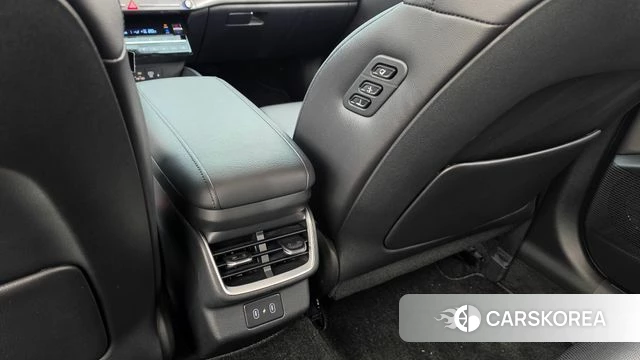 Hyundai Grandeur (GN7) id 4928987 из Кореи 9