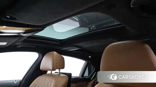 BMW 7 Series (G11) id 3453947 из Кореи 9