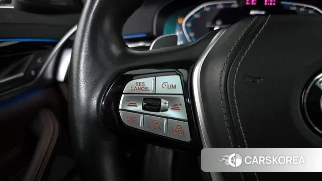 BMW 5 Series (G30) id 3263627 из Кореи 9