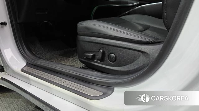 Hyundai The New Grandeur IG id 4224987 из Кореи 9