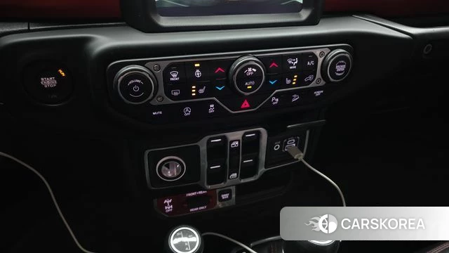 Jeep Wrangler (JL) id 4187808 из Кореи 9