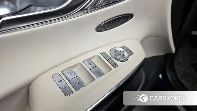 Genesis GV70 id 3752644 из Кореи 9