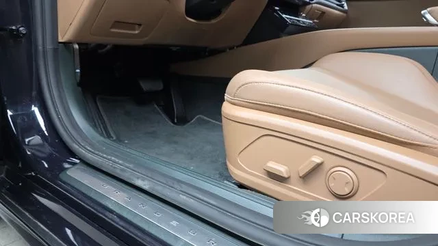 Hyundai Grandeur Hybrid (GN7) id 3420720 из Кореи 9