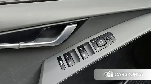 Kia Di Ol Nu Niro id 3654890 из Кореи 9