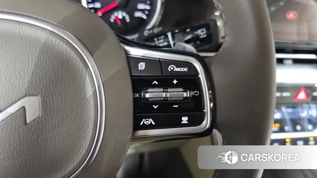 Kia Carnival 4th generation id 3523995 из Кореи 9