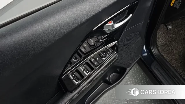 Kia Niro id 3096016 из Кореи 9