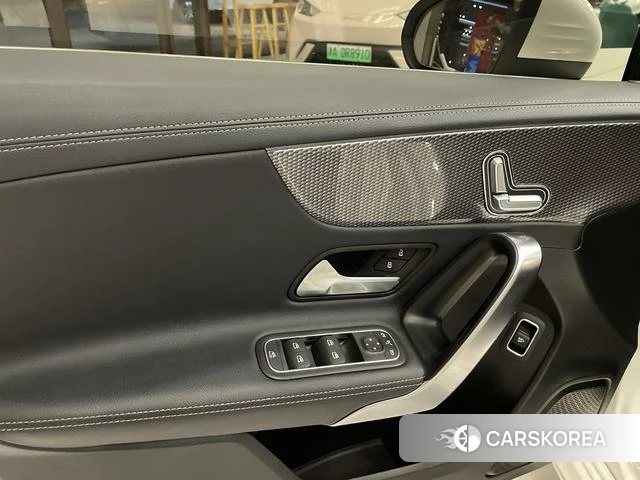 Mercedes-Benz Class A id 4272846 из Китая 9