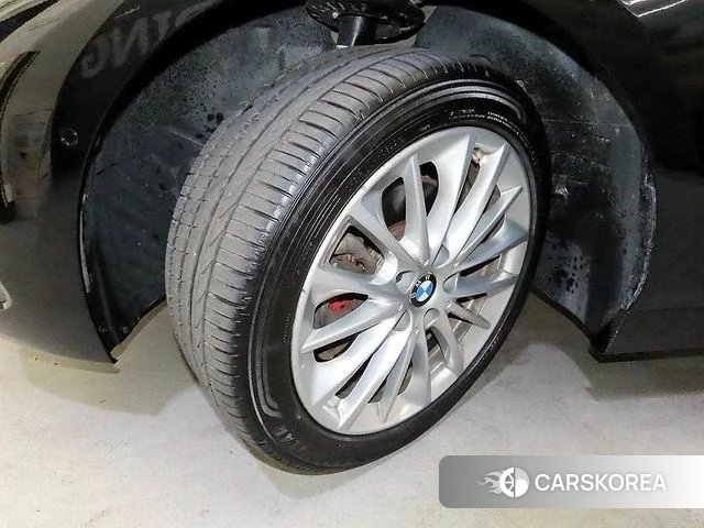 BMW 1 Series (F40) id 4409982 из Кореи 9