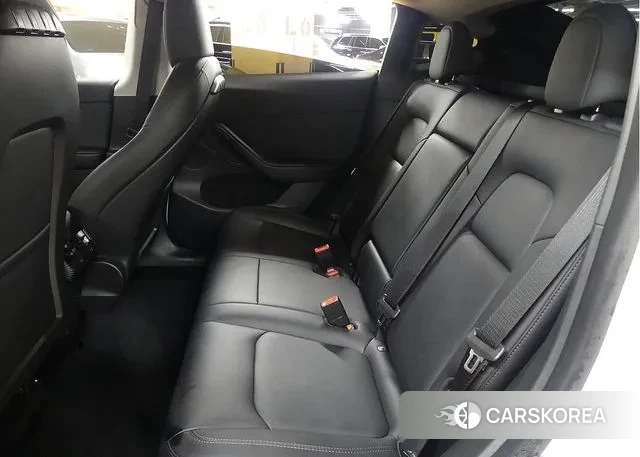 Tesla Model Y id 3310282 из Кореи 9
