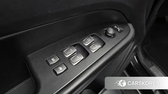 Ssangyong Rexton Sports id 3698191 из Кореи 9