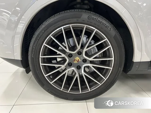 Porsche Cayenne (PO536) id 2901065 из Кореи 9