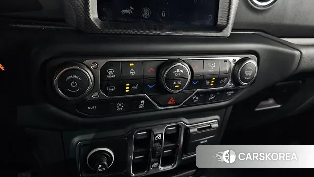 Jeep Wrangler (JL) id 3514463 из Кореи 9