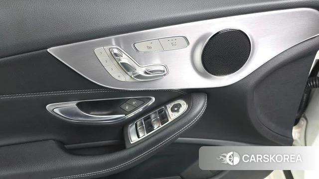 Mercedes-Benz C-Class W205 id 3814435 из Кореи 9