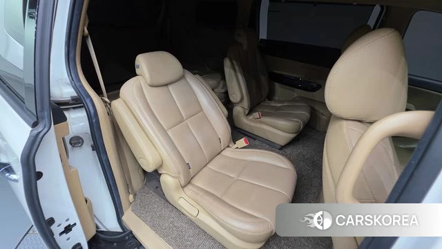 Kia The New Carnival id 4759943 из Кореи 9