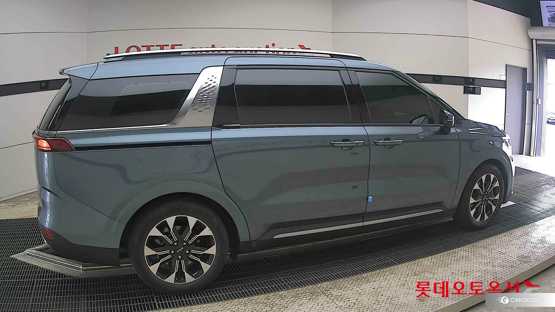 Kia Carnival Limousine id 4289534 из Кореи 9
