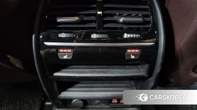 BMW 5 Series (G30) id 3253602 из Кореи 9