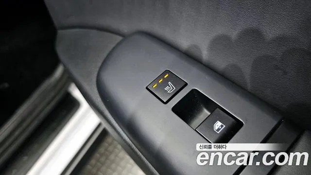 Hyundai Grandeur Hybrid (GN7) id 2686602 из Кореи 9