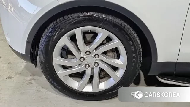 Land Rover Discovery 5 id 3567524 из Кореи 9