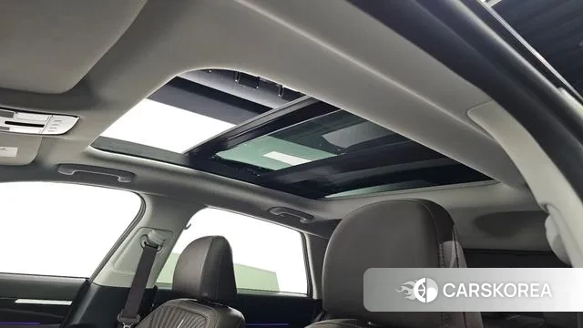 Hyundai Grandeur (GN7) id 3377995 из Кореи 9