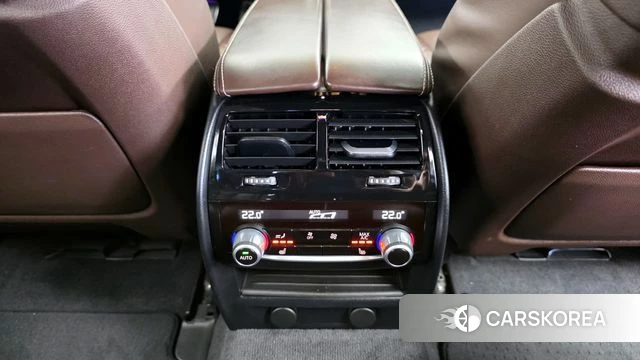 BMW 5 Series (G30) id 3820728 из Кореи 9