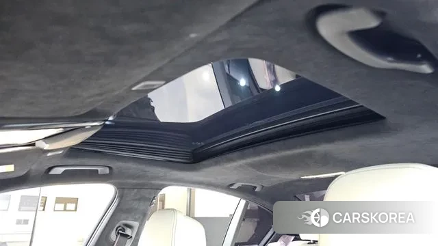 BMW 5 Series (G30) id 3697688 из Кореи 9