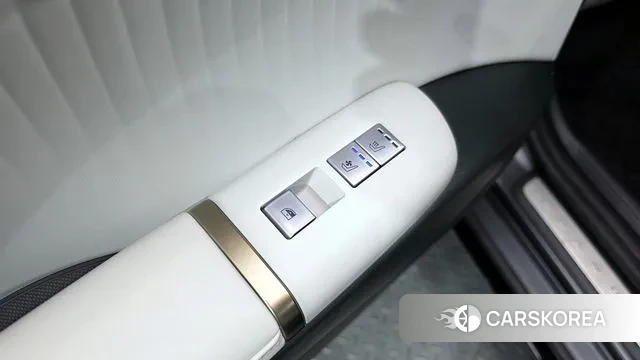 Hyundai Grandeur (GN7) id 3776511 из Кореи 9