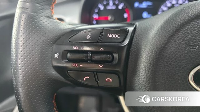 Kia Stonic id 4667806 из Кореи 9
