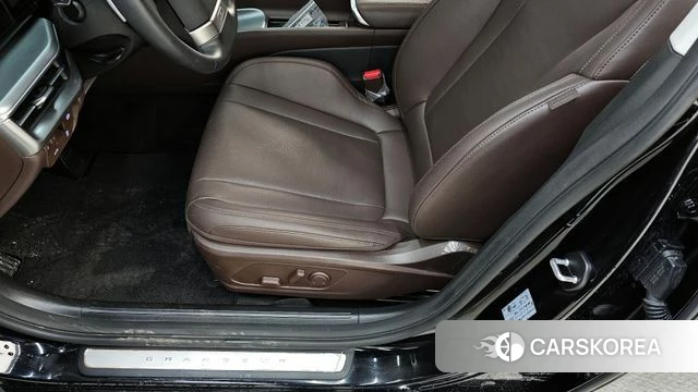 Hyundai Grandeur (GN7) id 3838391 из Кореи 9