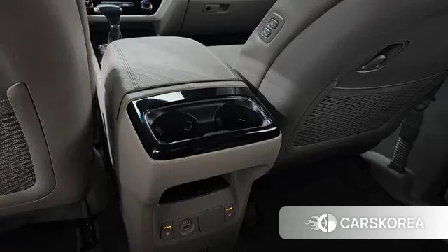 Kia The New Carnival id 3013879 из Кореи 9