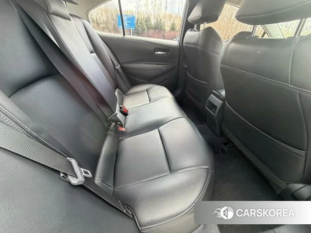 Toyota Corolla id 4299868 из Китая 9