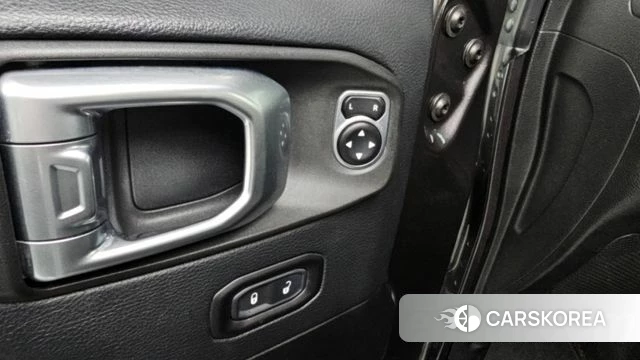 Jeep Wrangler (JL) id 3795665 из Кореи 9