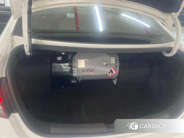 Hyundai The New Avante AD id 3879857 из Кореи 9