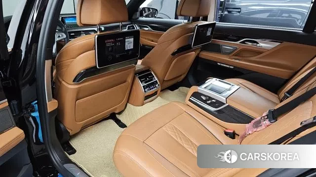 BMW 7 Series (G11) id 2903034 из Кореи 9