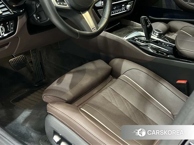 BMW 5 series id 4265391 из Китая 9