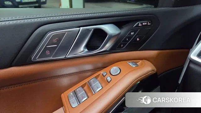 BMW X7 (G07) id 3288658 из Кореи 9