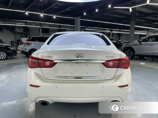 Infiniti Q50L id 4212192 из Китая 9