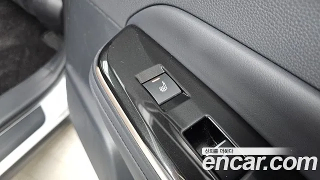 Toyota Crown Crossover id 2873628 из Кореи 9