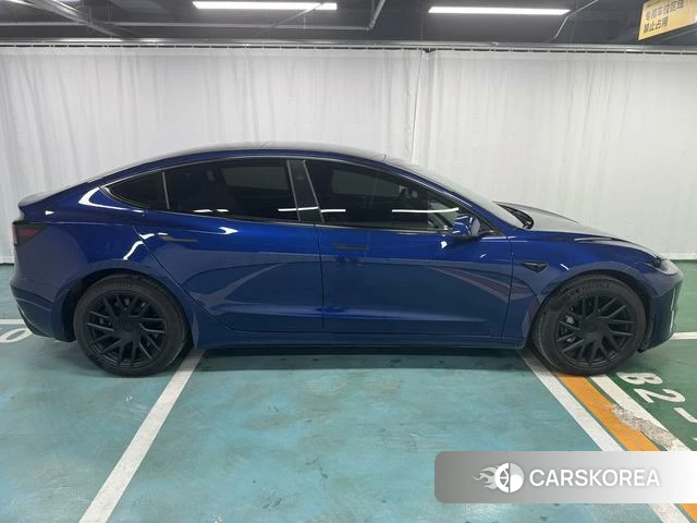 Tesla Model 3 id 4208383 из Китая 9