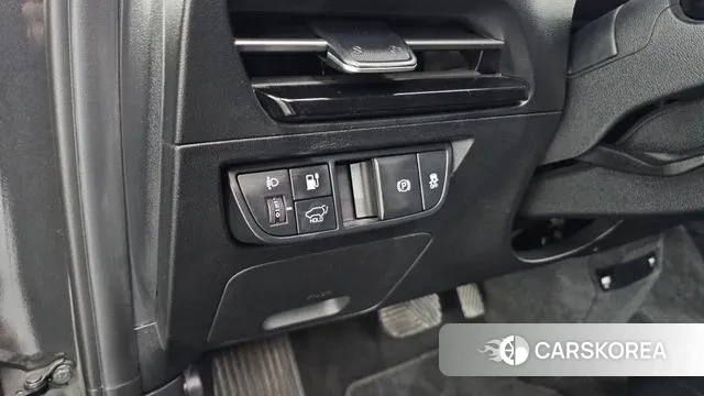 Kia EV6 id 3550997 из Кореи 9