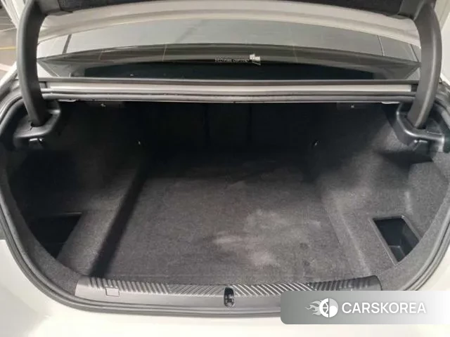 BMW 5 Series (G60) id 3425288 из Кореи 9