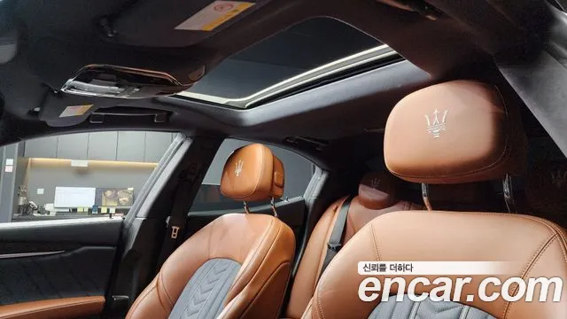 Maserati Ghibli id 2818602 из Кореи 9