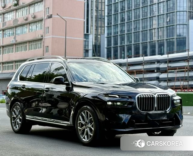 BMW X7 id 4333248 из Китая 9